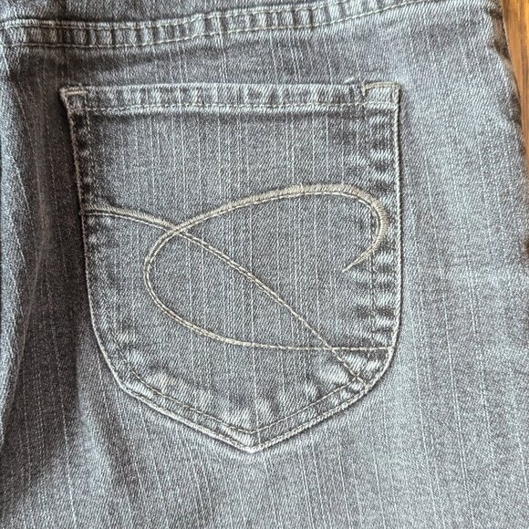 Chicos Platinum Jeans size 1.5 regular, black stone-washed - Picture 4 of 6